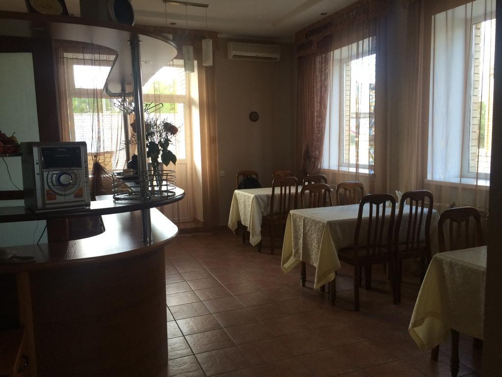 Altyn Adam Hotel Pavlodar Extérieur photo